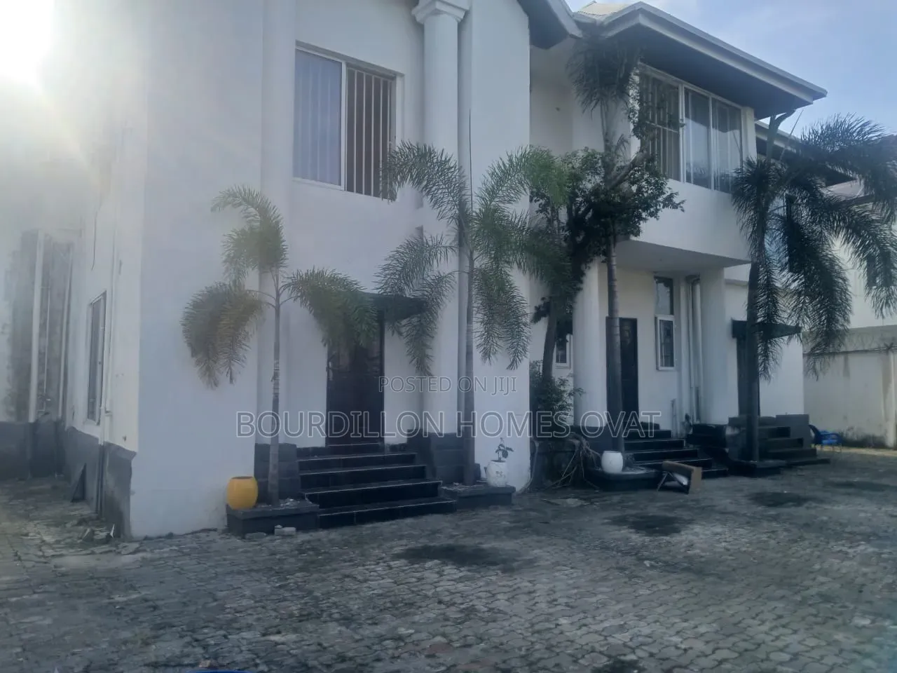20bdrm House in Lekki Phase 1 for rent in Lekki Phase 1