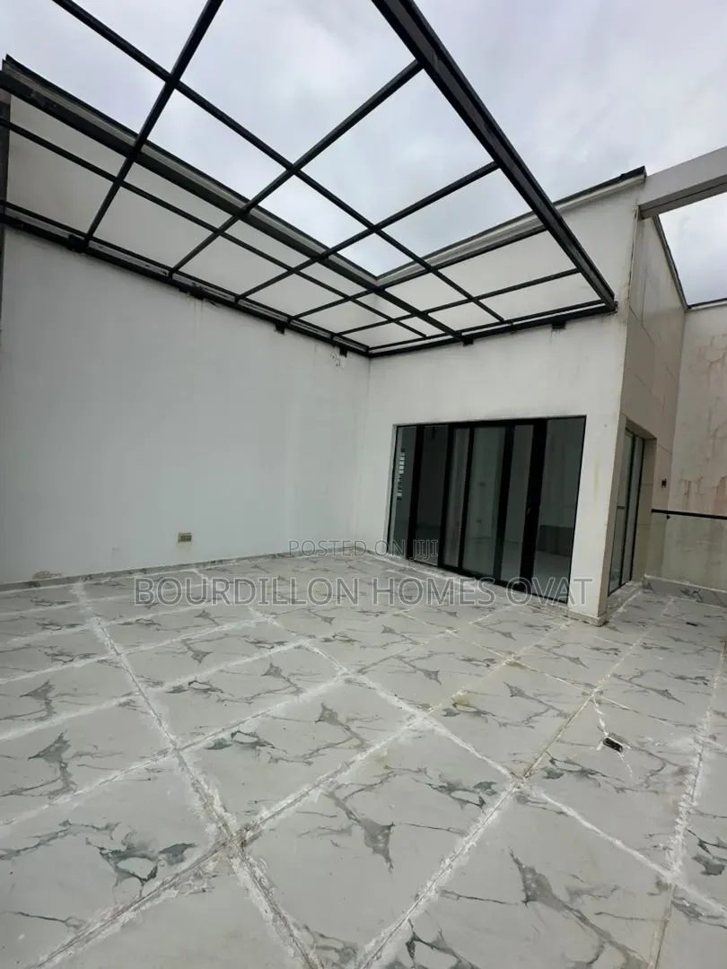 5bdrm Duplex in Megamound, Lekki for sale in Ikota