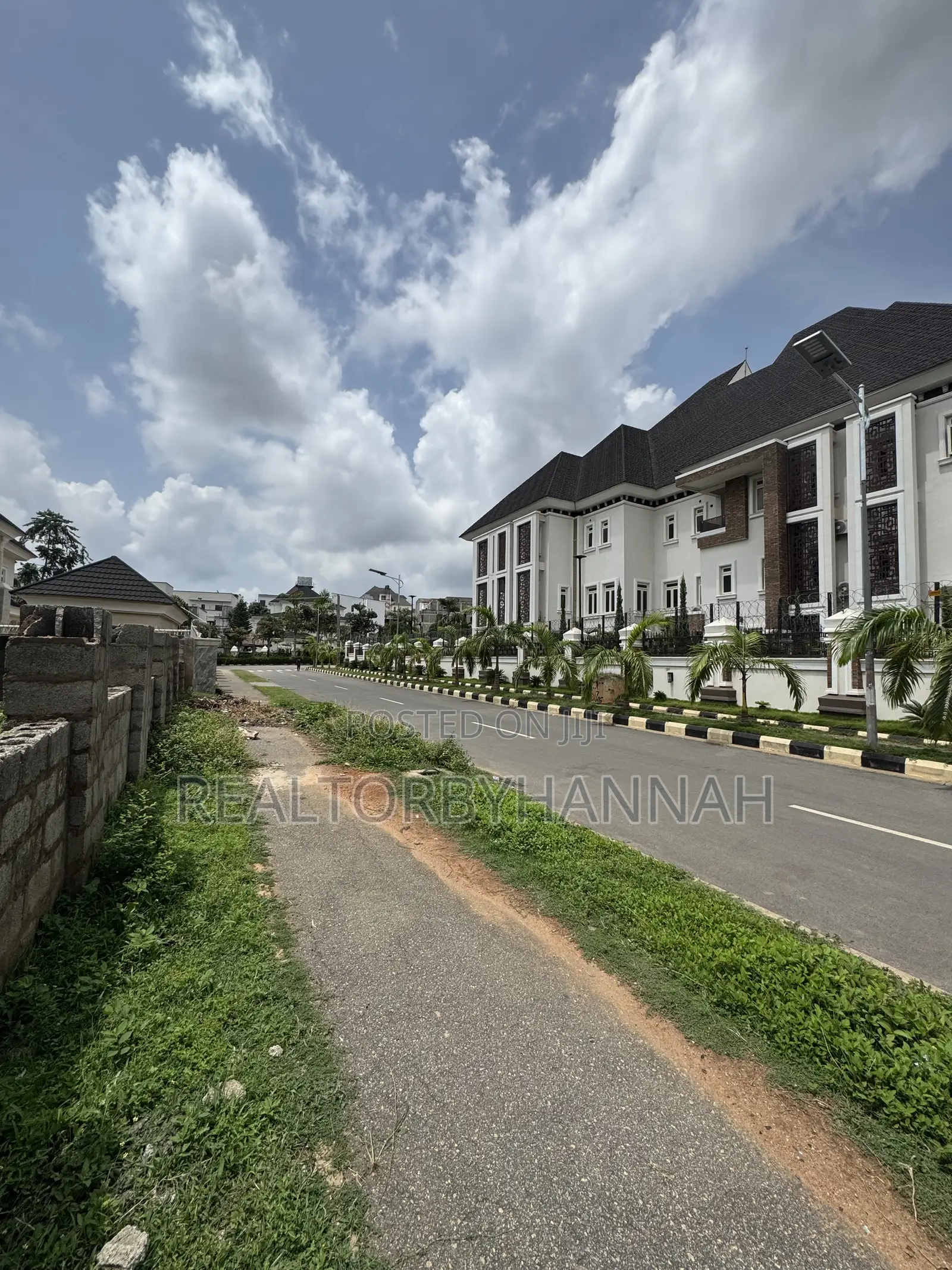 5bdrm Villa in Asokoro for sale in Asokoro