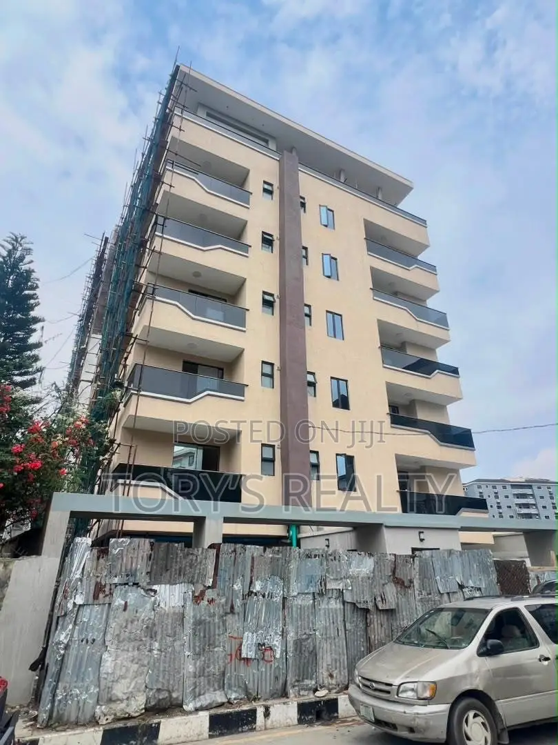 4bdrm Penthouse in Old Ikoyi for sale in Old Ikoyi