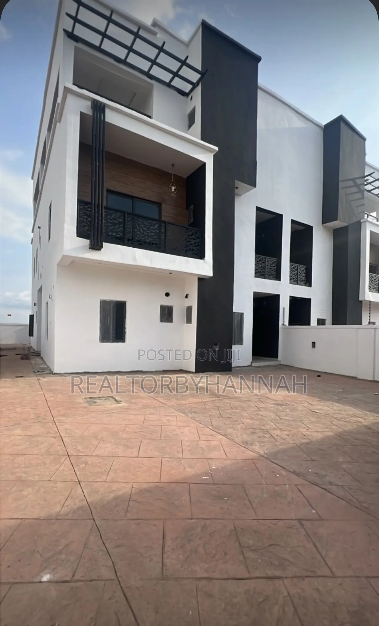 5bdrm Duplex in Ochacho Estate, Life Camp for sale in Life Camp