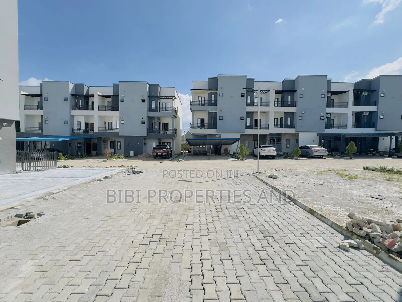 4bdrm Townhouse/Terrace in Life Camp for sale in Life Camp