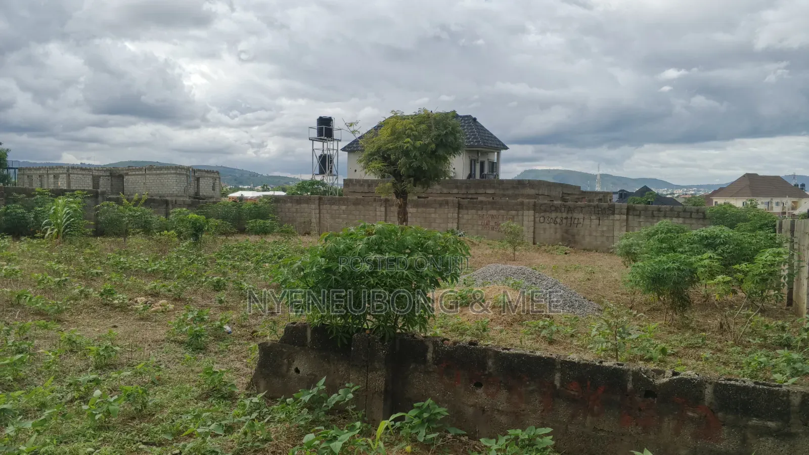 Beautiful Land for Sale in Phase 4 / Jikwoyi