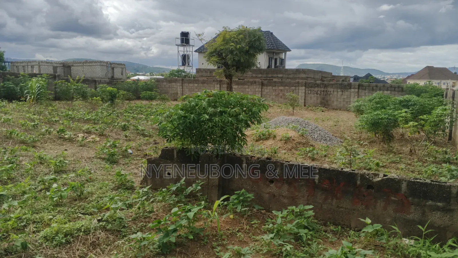 Beautiful Land for Sale in Phase 4 / Jikwoyi