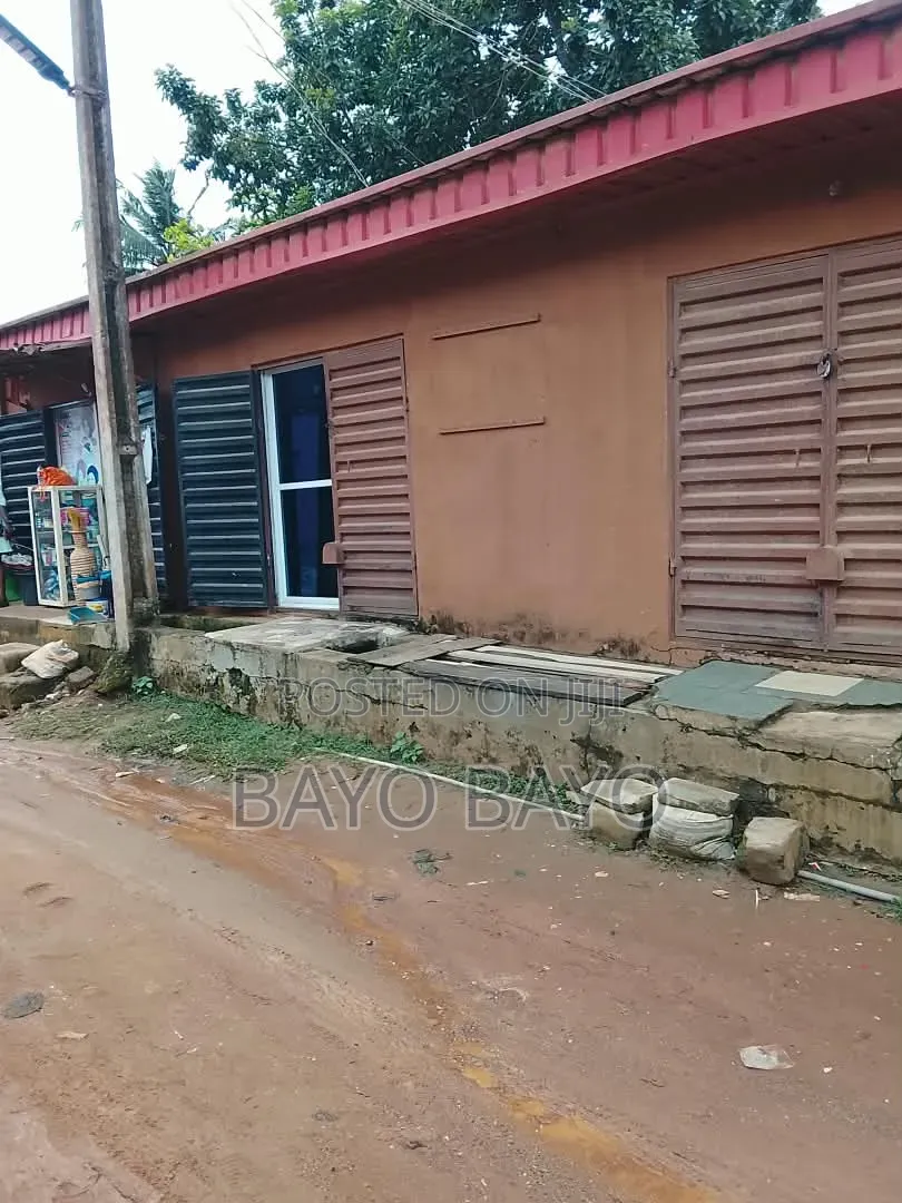 Furnished 3bdrm House in Tailor Abule Egba for sale in Abule Egba