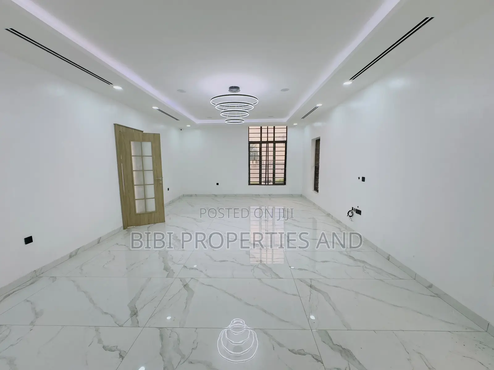 5bdrm Duplex in Guzape District for sale in Guzape District