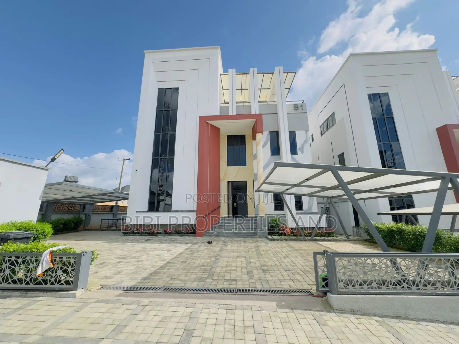 5bdrm Duplex in Guzape District for sale in Guzape District