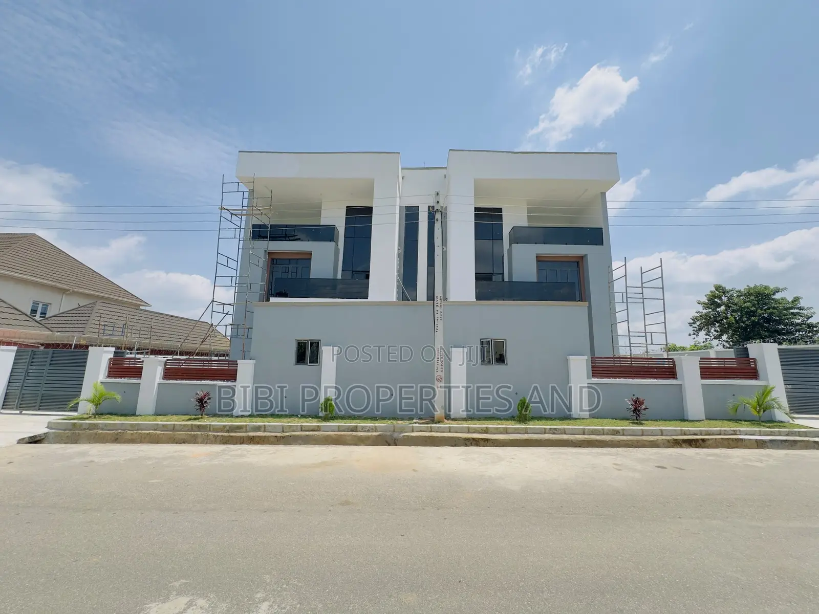 5bdrm Duplex in Gwarinpa for sale in Gwarinpa