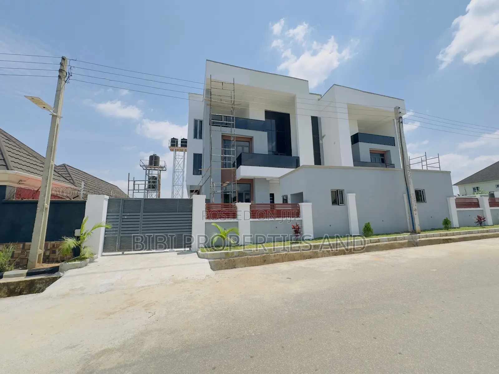 5bdrm Duplex in Gwarinpa for sale in Gwarinpa