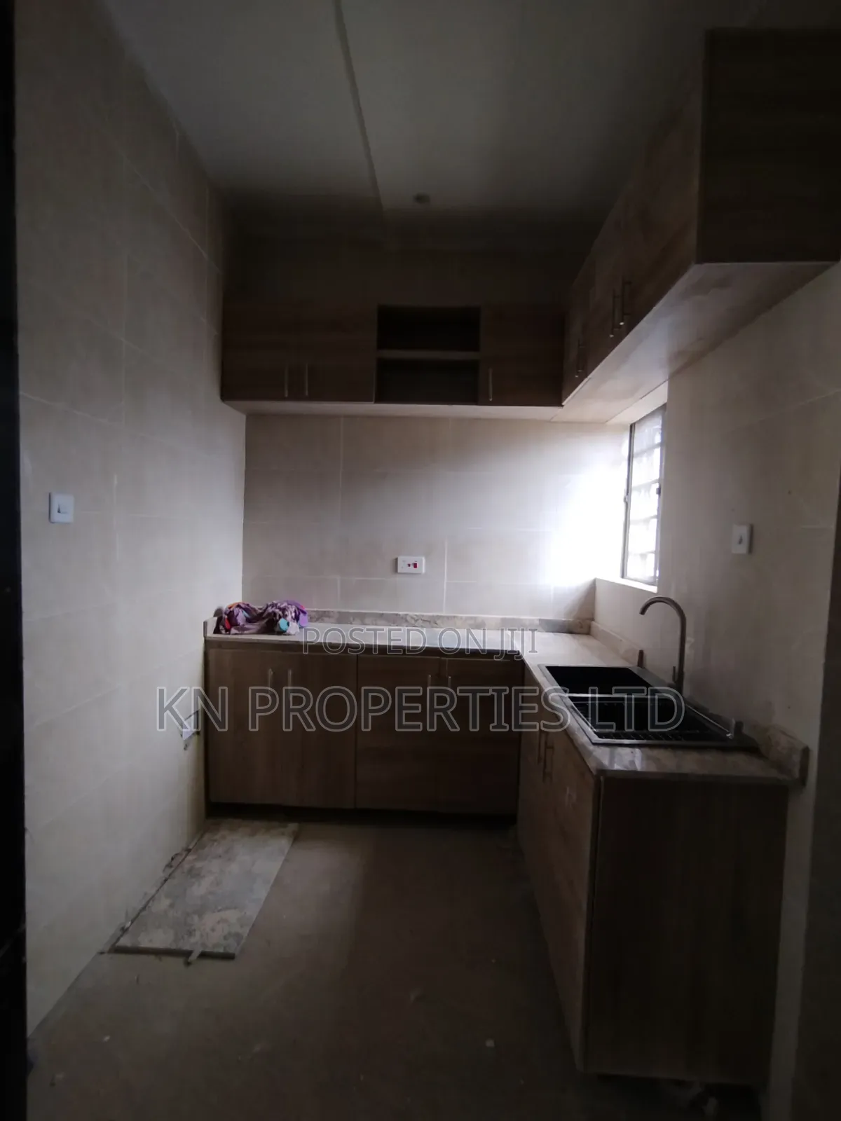 2bdrm Bungalow in Lugbe Airport Road, FHA for rent in FHA