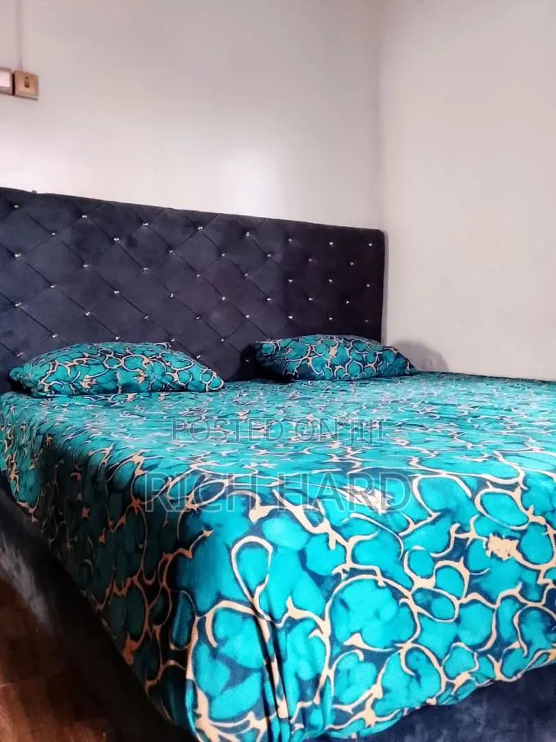 Room in Shared Flat in Ogombo