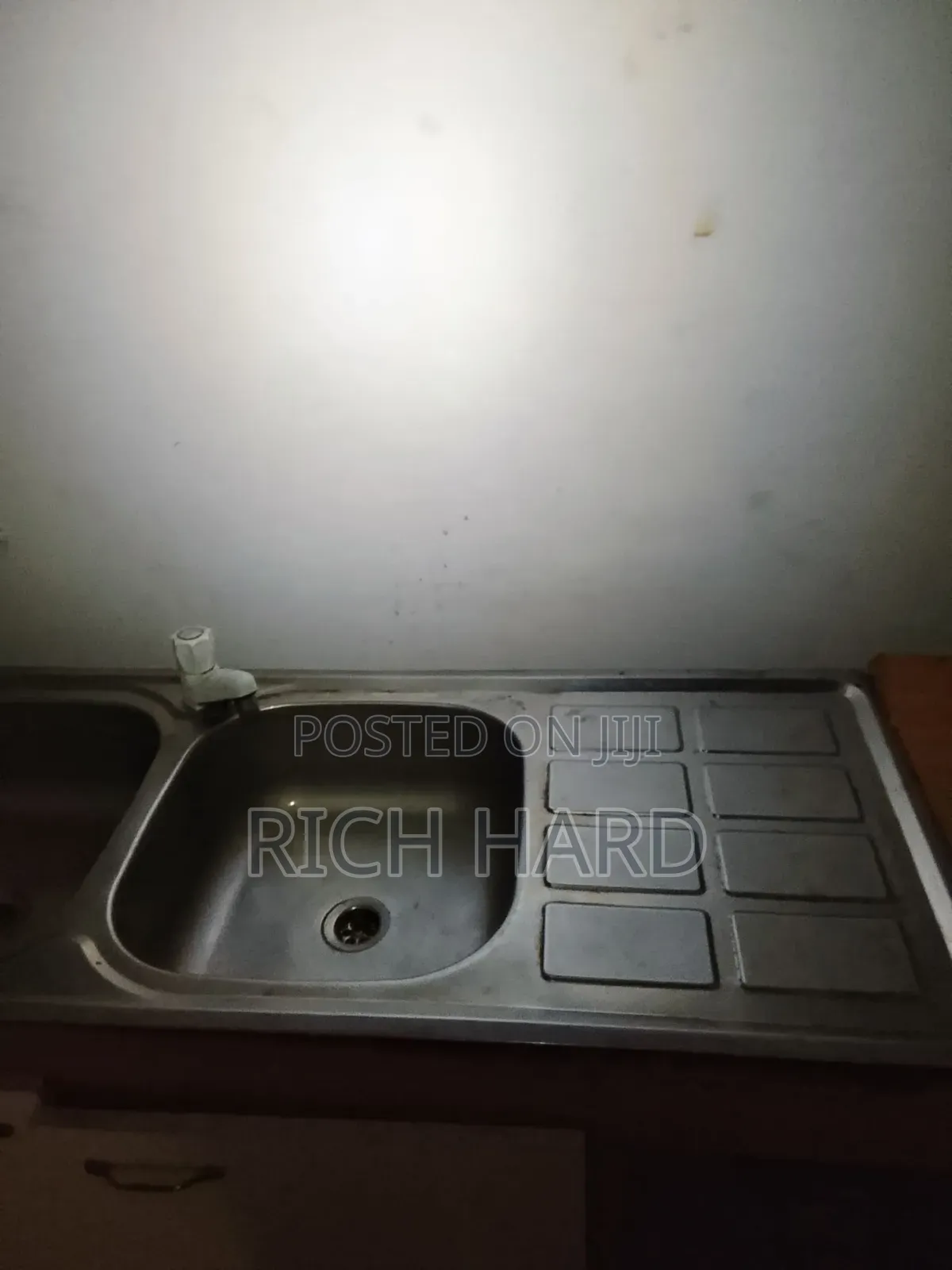 Room in Shared Flat in Ogombo