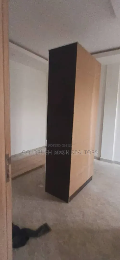 Furnished 3bdrm Block of Flats in Magodo Brooks, Ketu-Ikosi for sale in Ketu-Ikosi