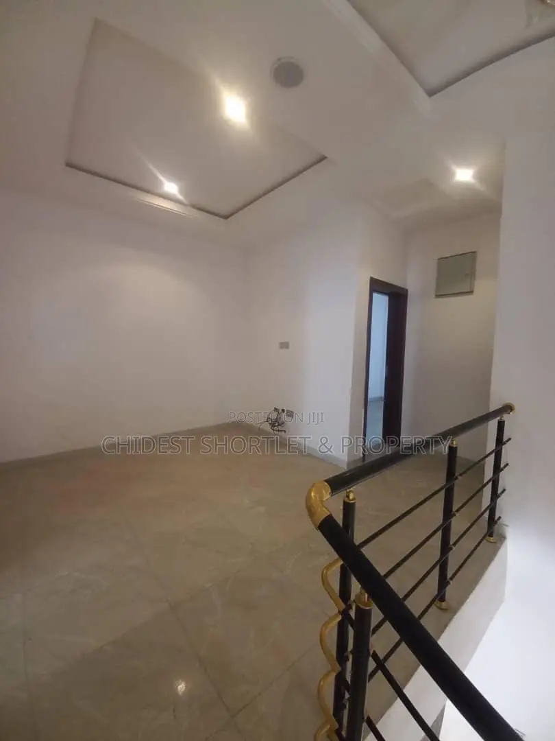 4bdrm Duplex in Orchid, Lekki Expressway for sale in Lekki Expressway