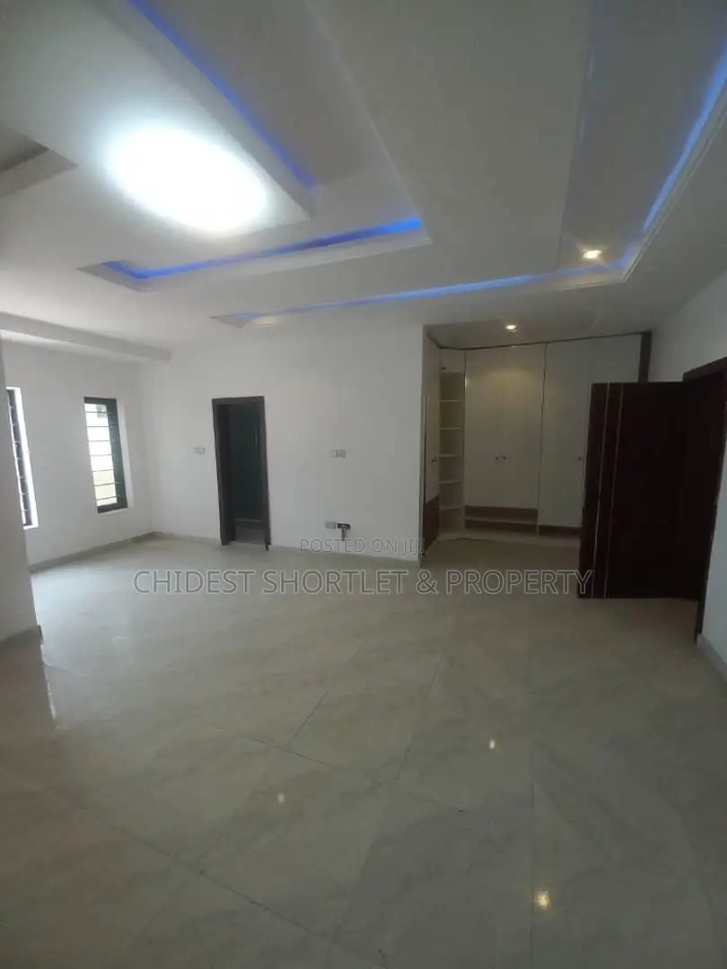 4bdrm Duplex in Orchid, Lekki Expressway for sale in Lekki Expressway