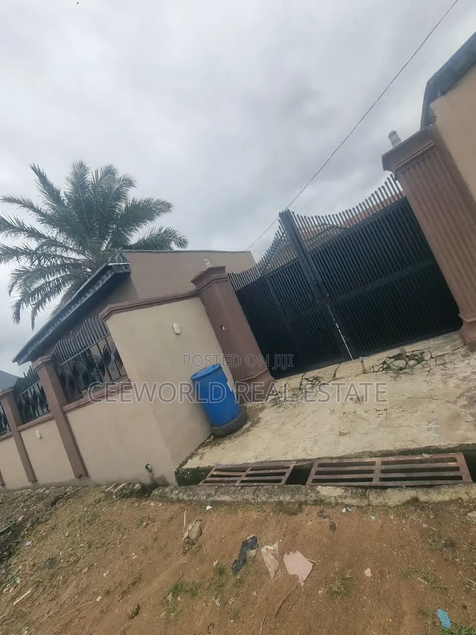 1bdrm Apartment in Ilupeju Estate,, Akala Express for rent in Akala Express