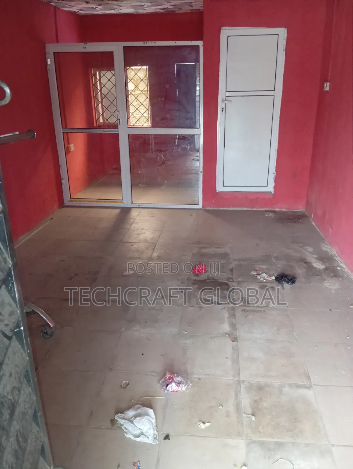 Spacious Single Shop Ensuite With a Toilet to Let Semi Directly Facing in Olokonla