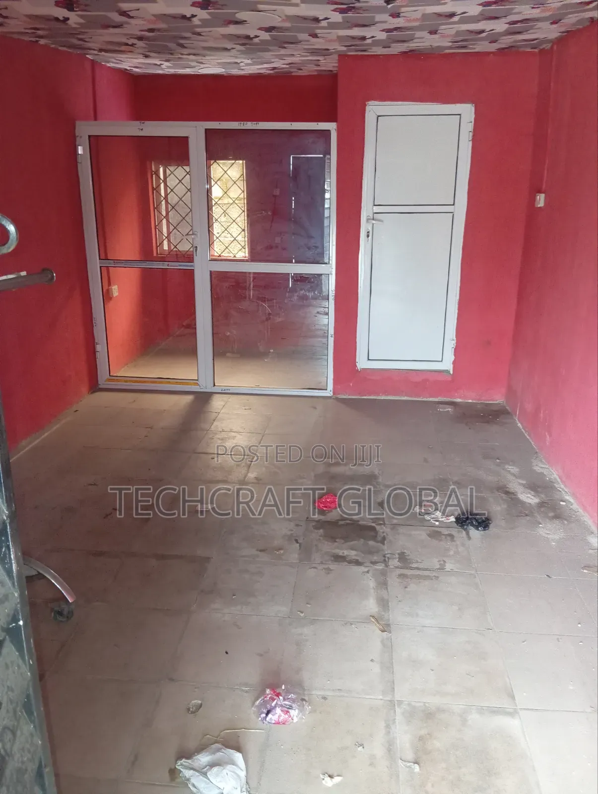 Spacious Single Shop Ensuite With a Toilet to Let Semi Directly Facing in Olokonla