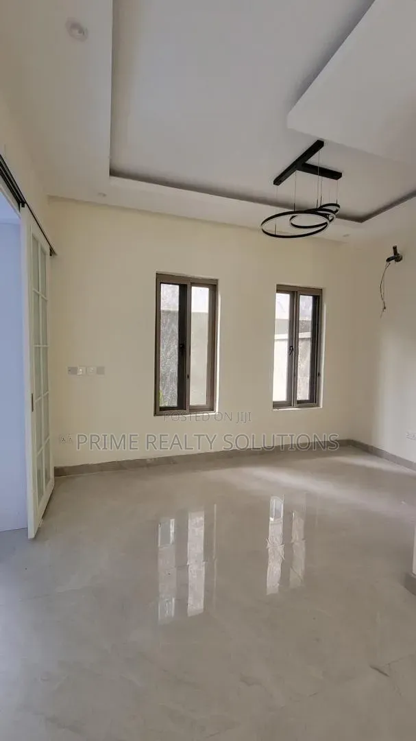5bdrm Villa in Banana Island for rent in Banana Island