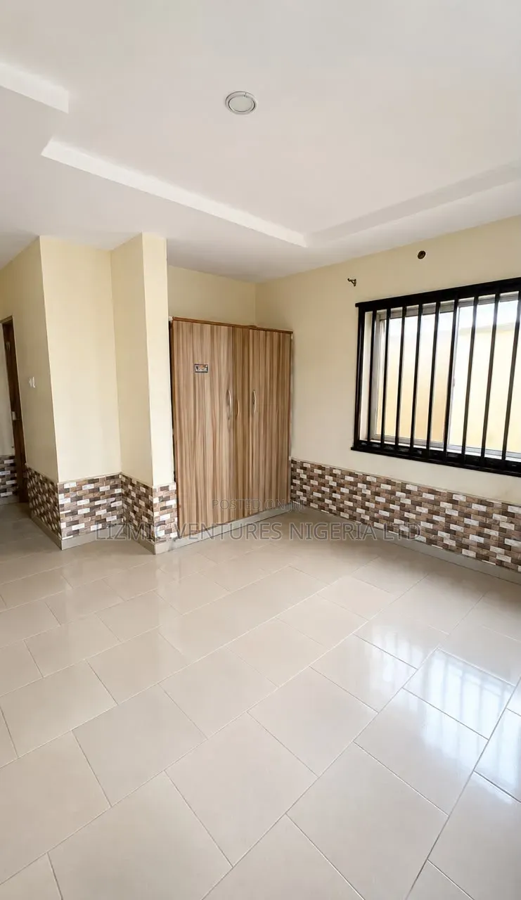 3bdrm Apartment in Hotel, Isheri / Egbe Idimu for rent in Isheri / Egbe Idimu