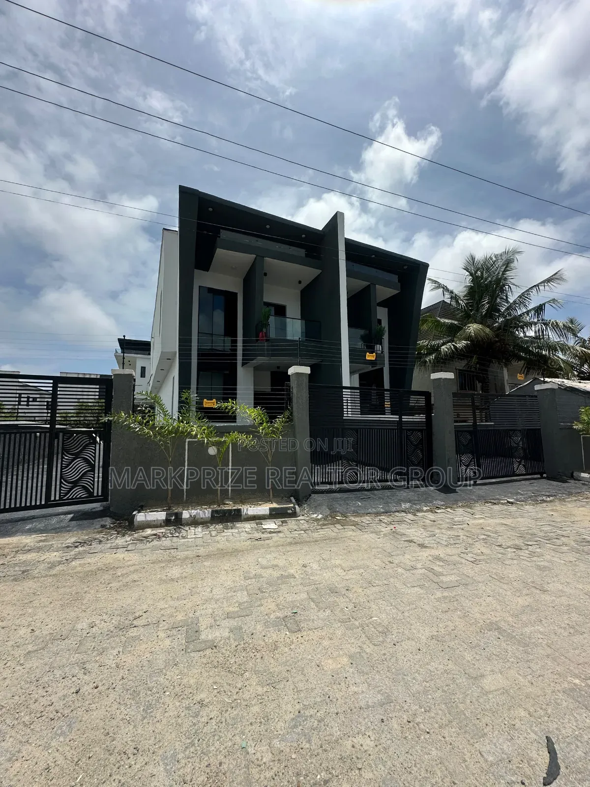 3bdrm Duplex in Sangotedo Lagos for sale in Sangotedo