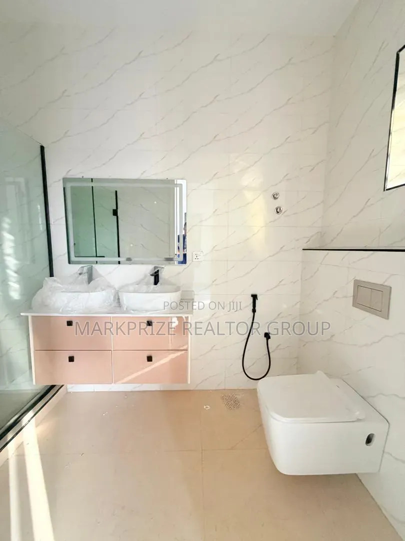 4bdrm Duplex in Adeniyi Jones Ikeja for rent in Adeniyi Jones