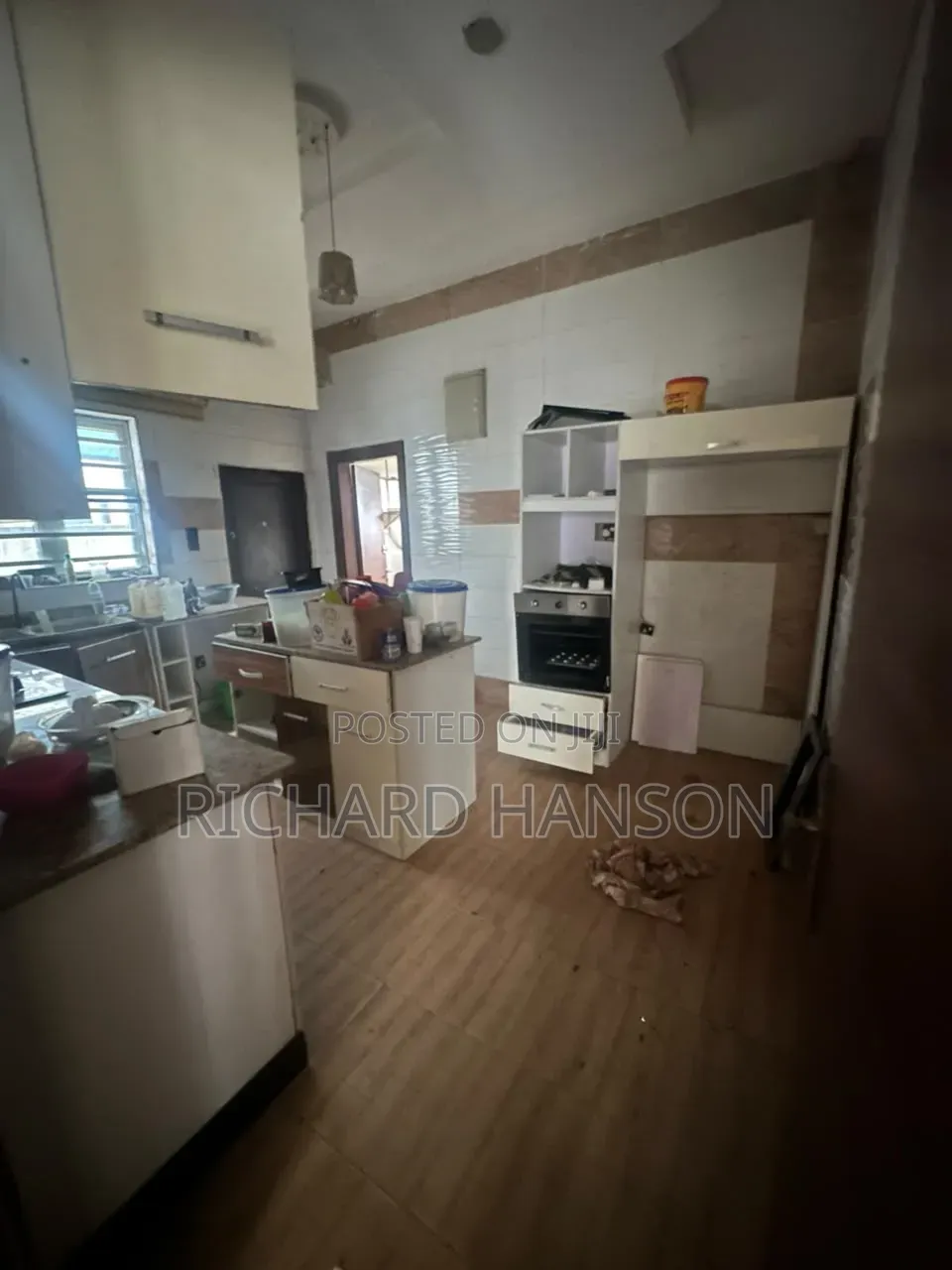 5bdrm Duplex in Secured/Mini Court, Osapa london for sale in Osapa london