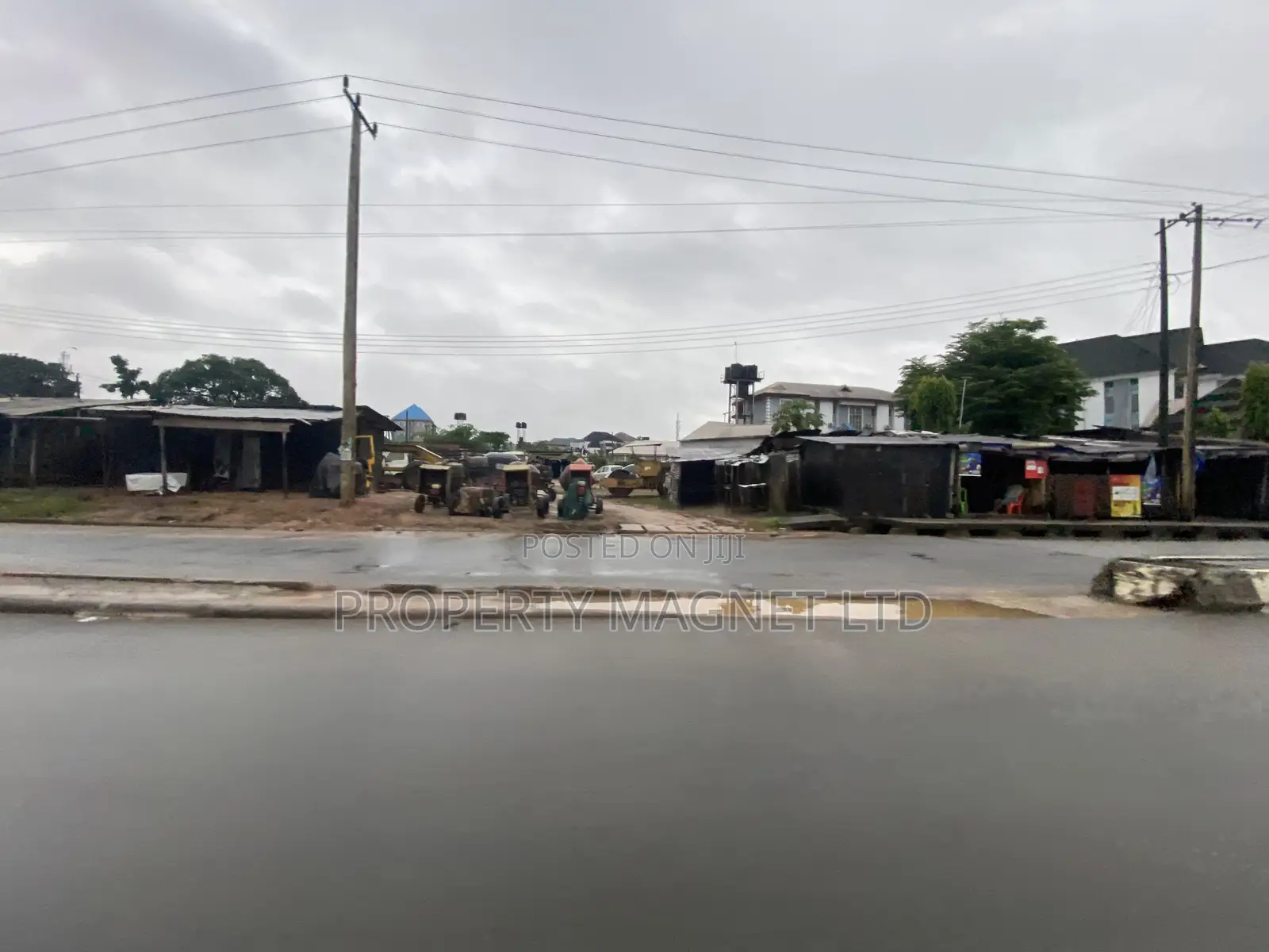 6 Plots of Land for Sale at Aba Road Umuahia in Umuahia
