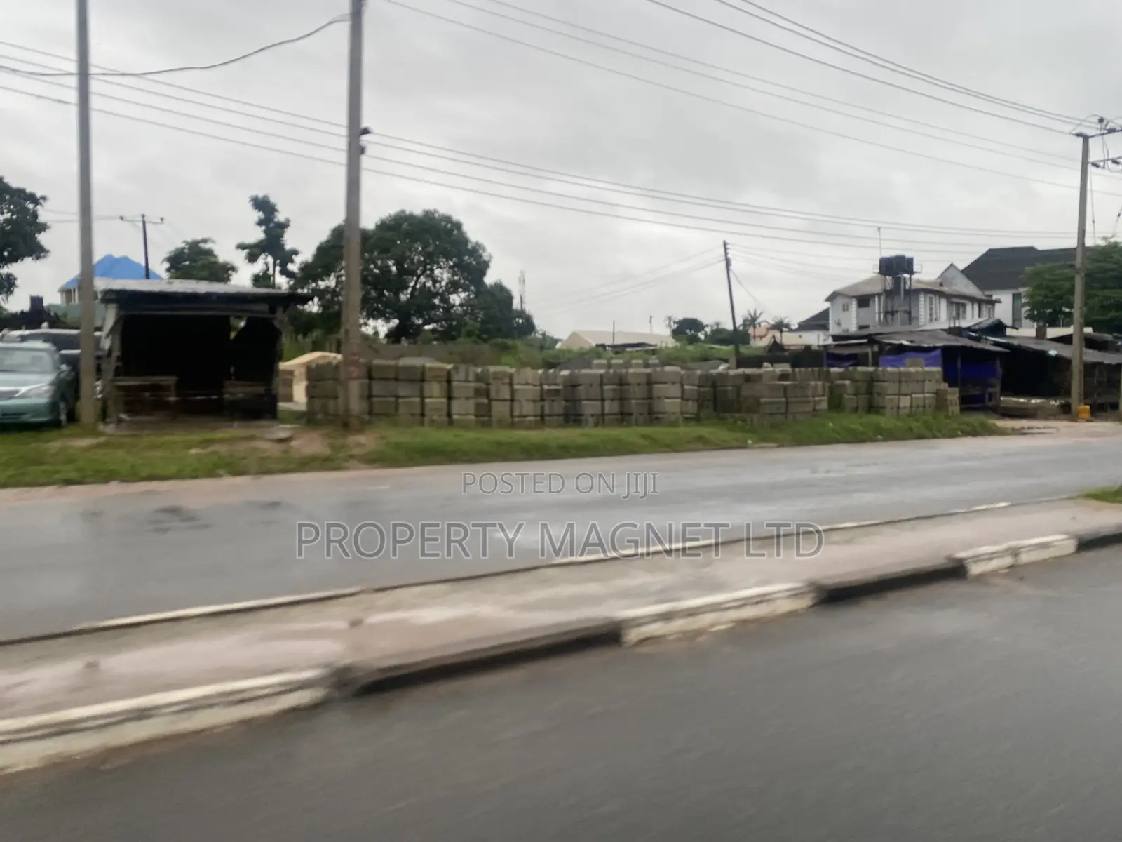 6 Plots of Land for Sale at Aba Road Umuahia in Umuahia
