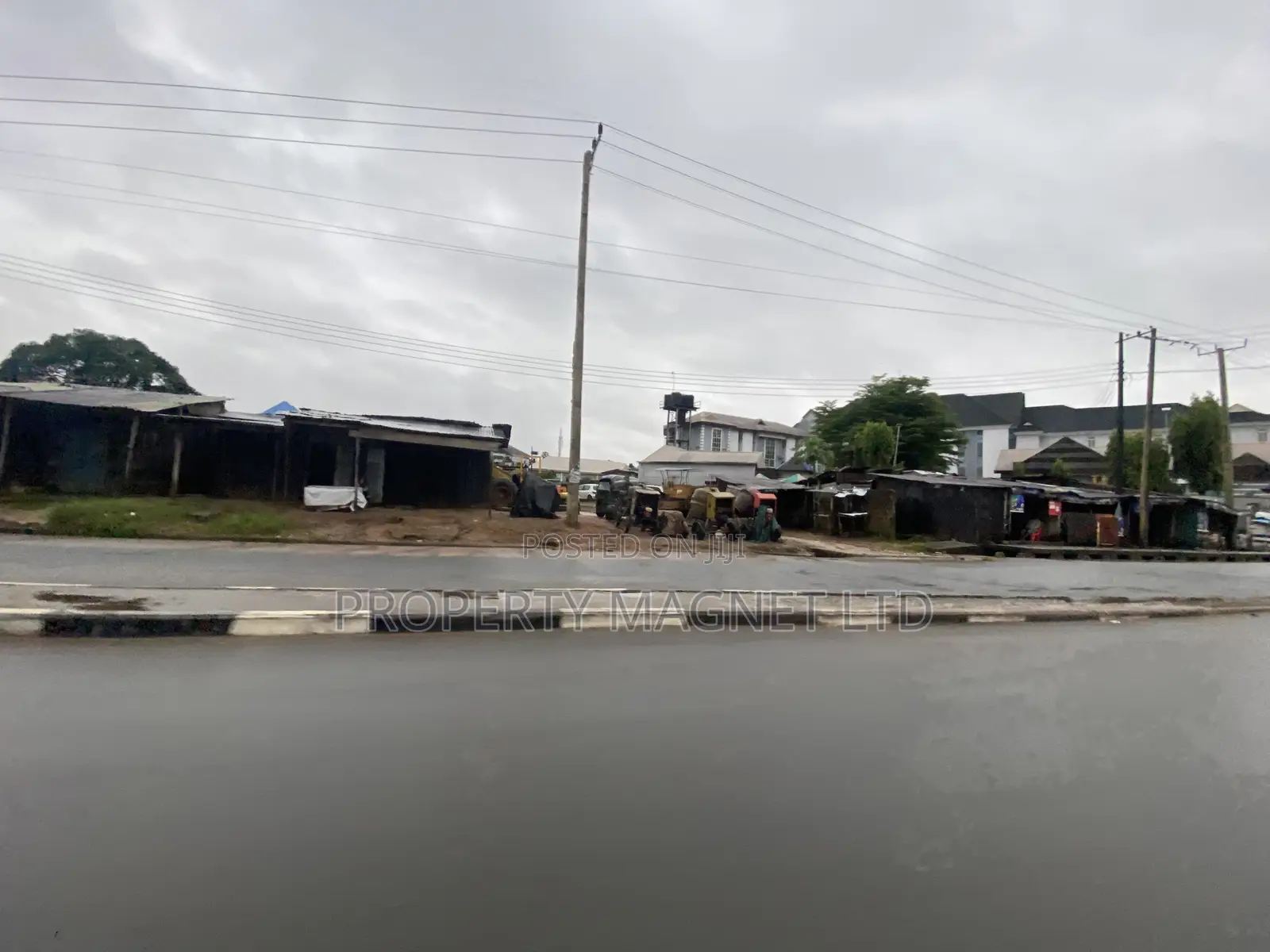 6 Plots of Land for Sale at Aba Road Umuahia in Umuahia