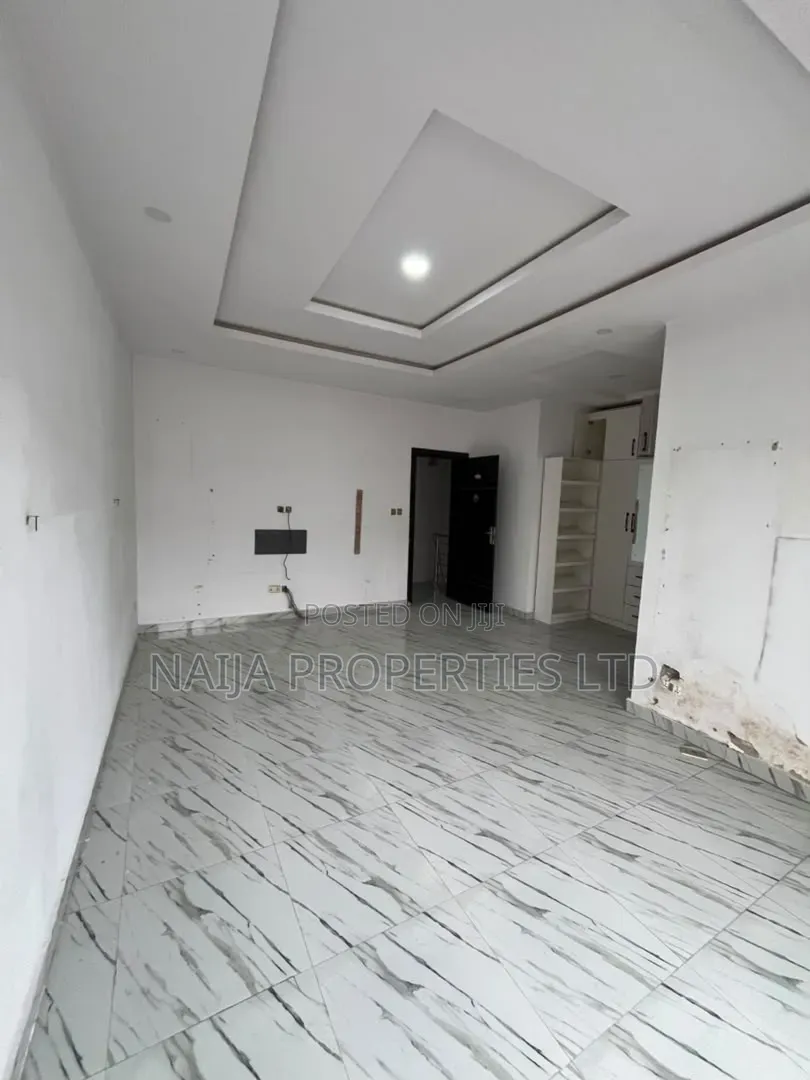 4bdrm Townhouse / Terrace in Ilasan-Ikate for rent in Ilasan
