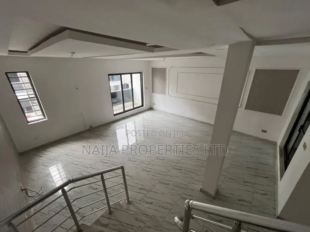 4bdrm Townhouse / Terrace in Ilasan-Ikate for rent in Ilasan