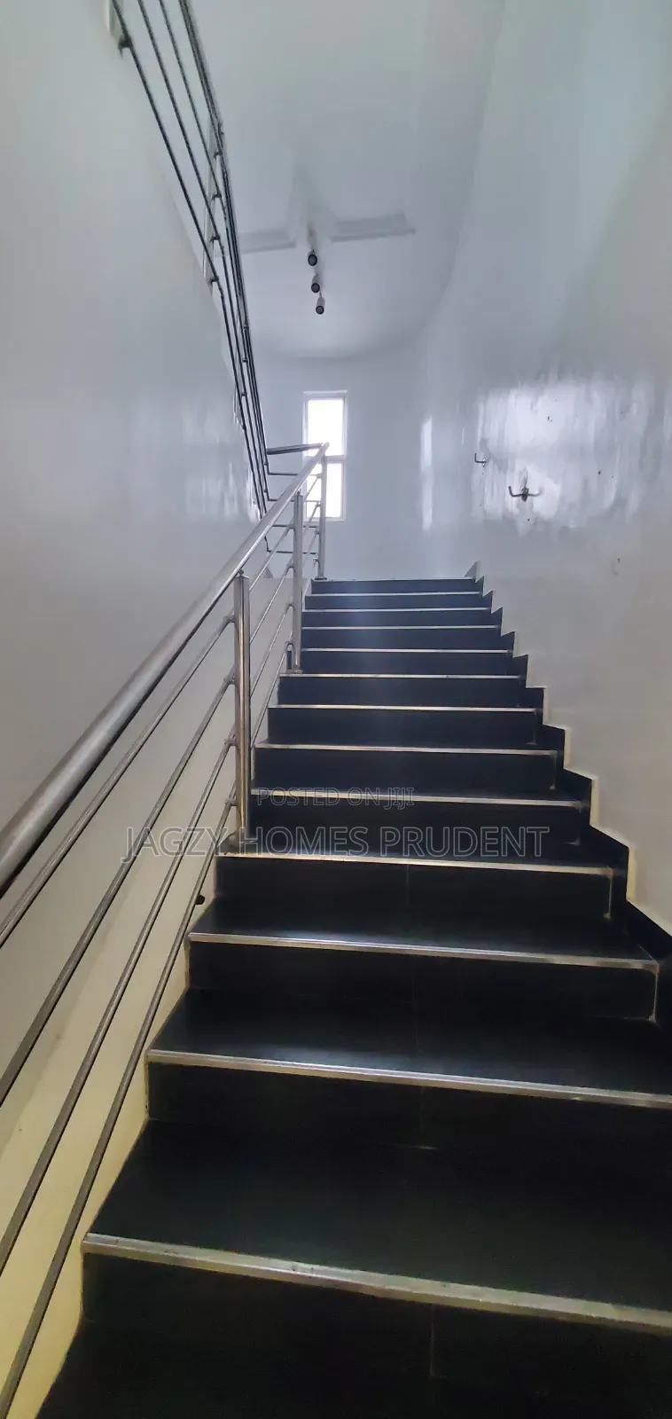 Shop Available for Rent in Lekki Phase 1