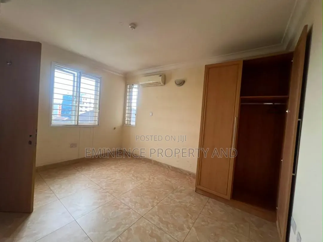 3bdrm Apartment in Lekki Phase 1 for rent in Lekki Phase 1