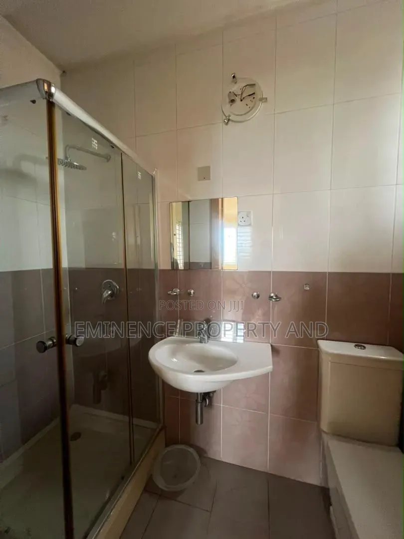 3bdrm Apartment in Lekki Phase 1 for rent in Lekki Phase 1