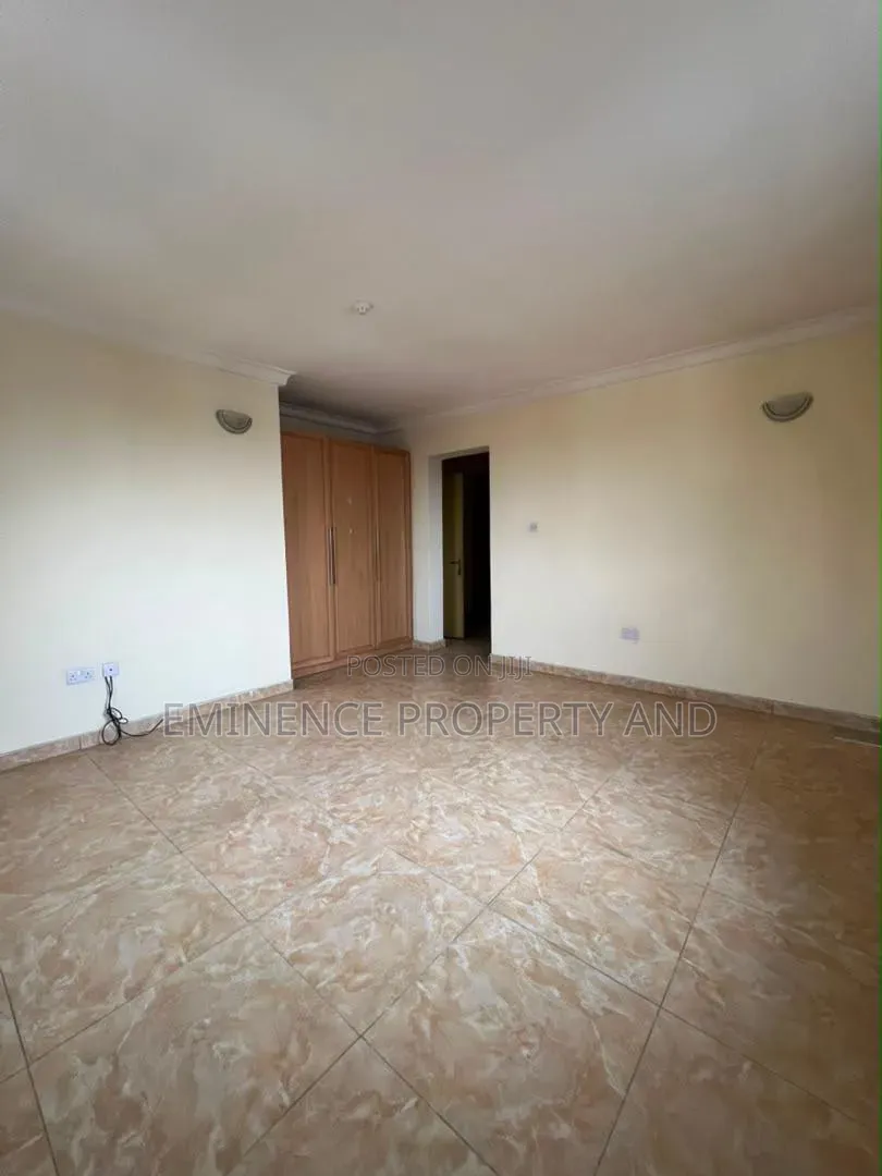 3bdrm Apartment in Lekki Phase 1 for rent in Lekki Phase 1