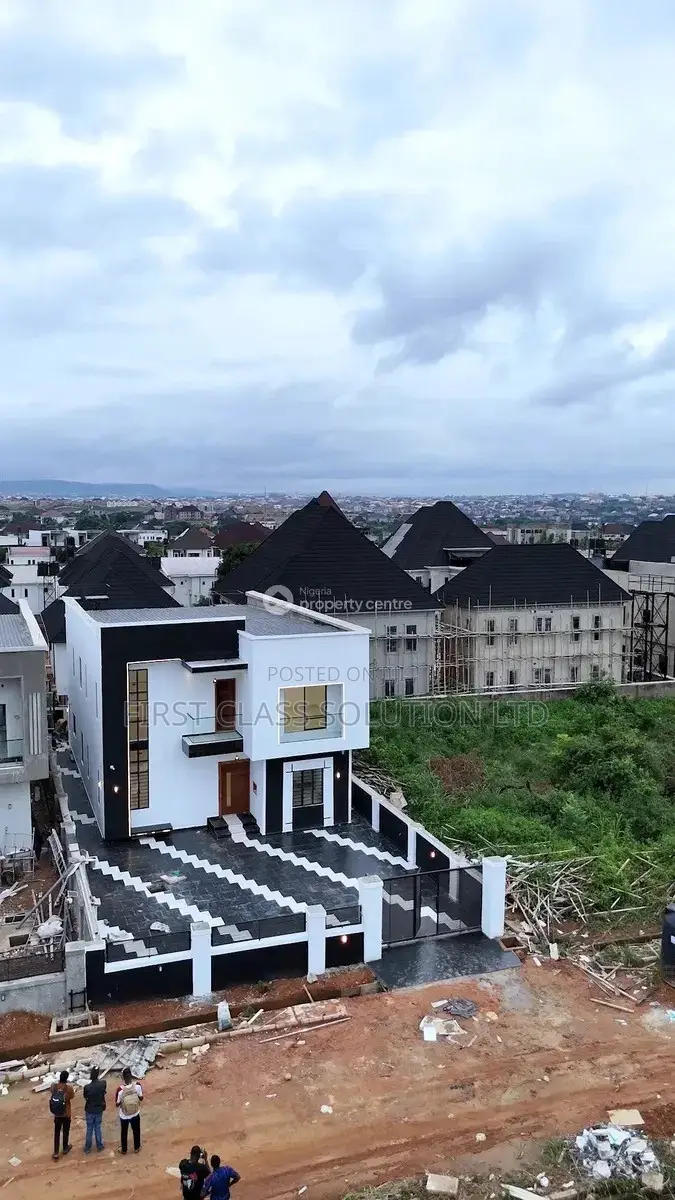 Furnished 4bdrm Duplex in Enugu State for sale in Enugu State