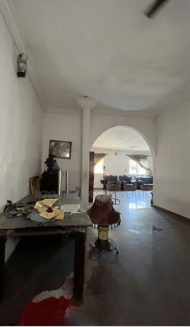 4bdrm Bungalow in Obio-Akpor for sale in Obio-Akpor
