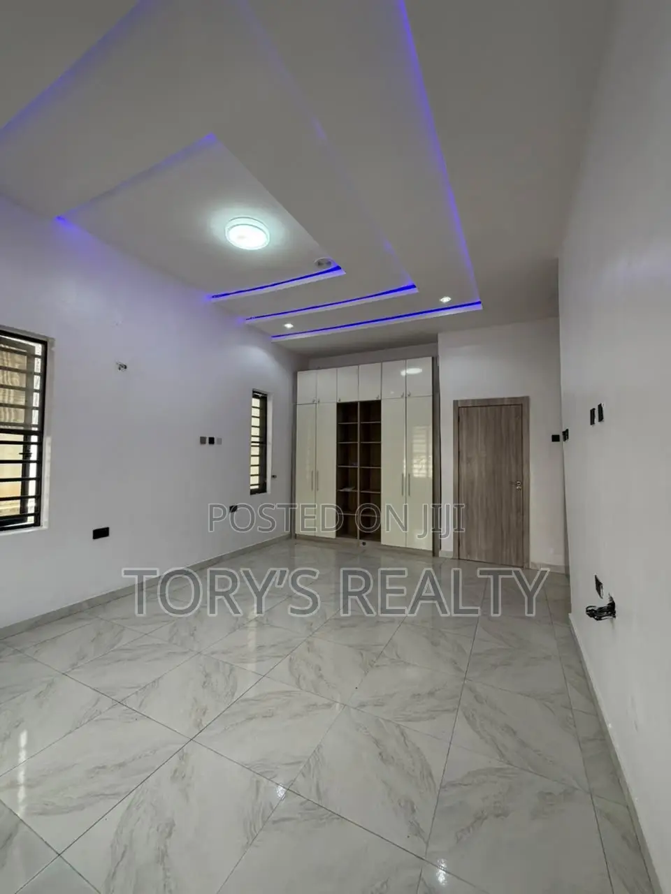 4bdrm Duplex in Ikota for rent in Ikota