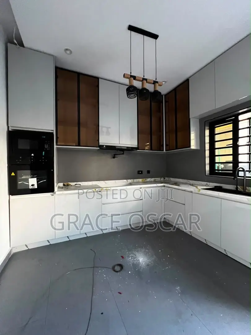 4bdrm Duplex in Lekki for sale in Lekki