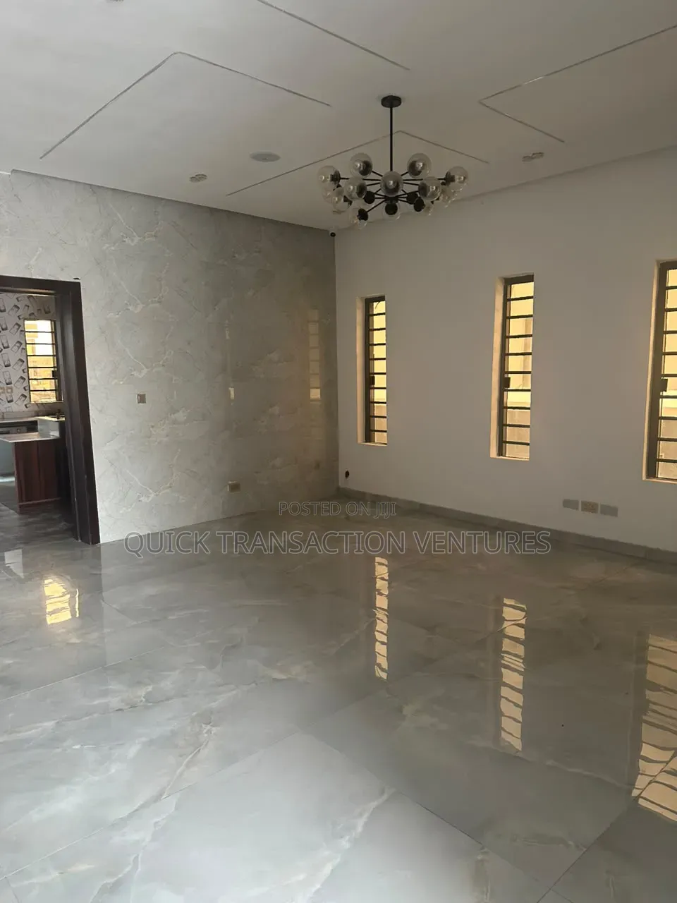 5bdrm Duplex in Osapa london for sale in Osapa london
