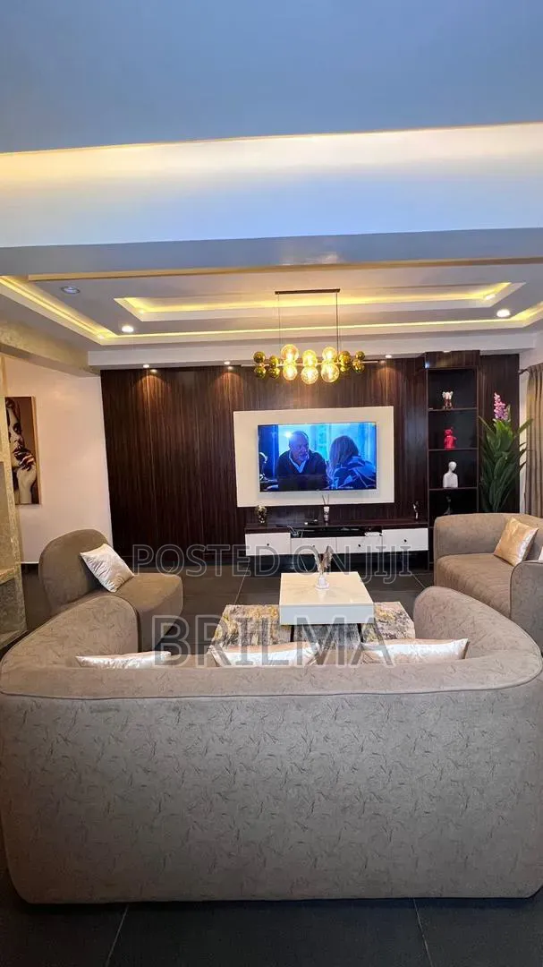 4bdrm Duplex in Utako for Shortlet in Utako