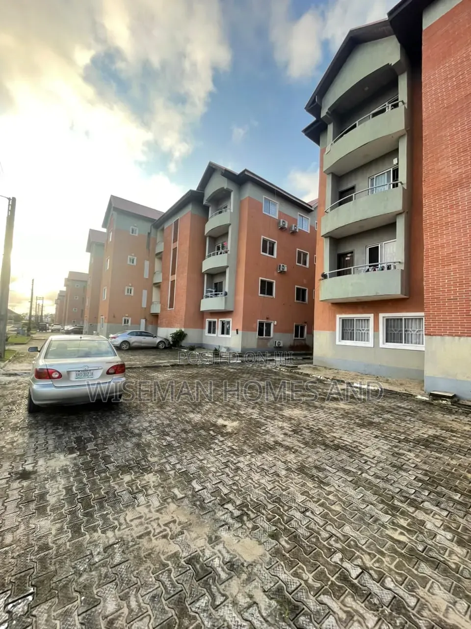 2bdrm Apartment in Housing Estate for sale in Sangotedo