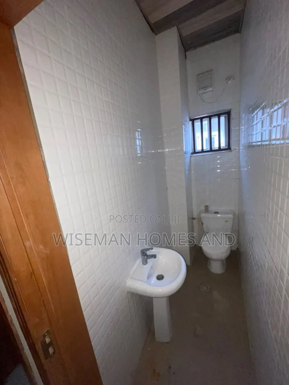 2bdrm Apartment in Housing Estate for sale in Sangotedo