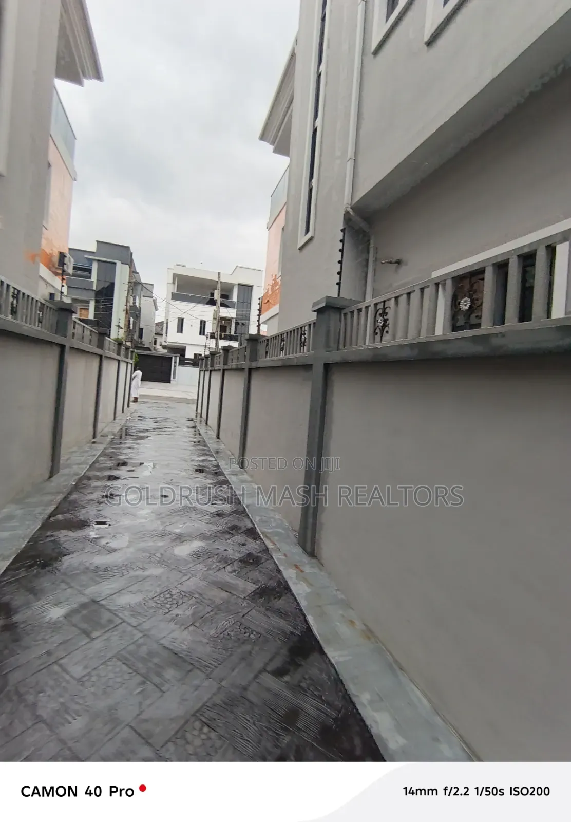 5bdrm Duplex in Magodo Phase 2, for sale in GRA Phase 2 Shangisha