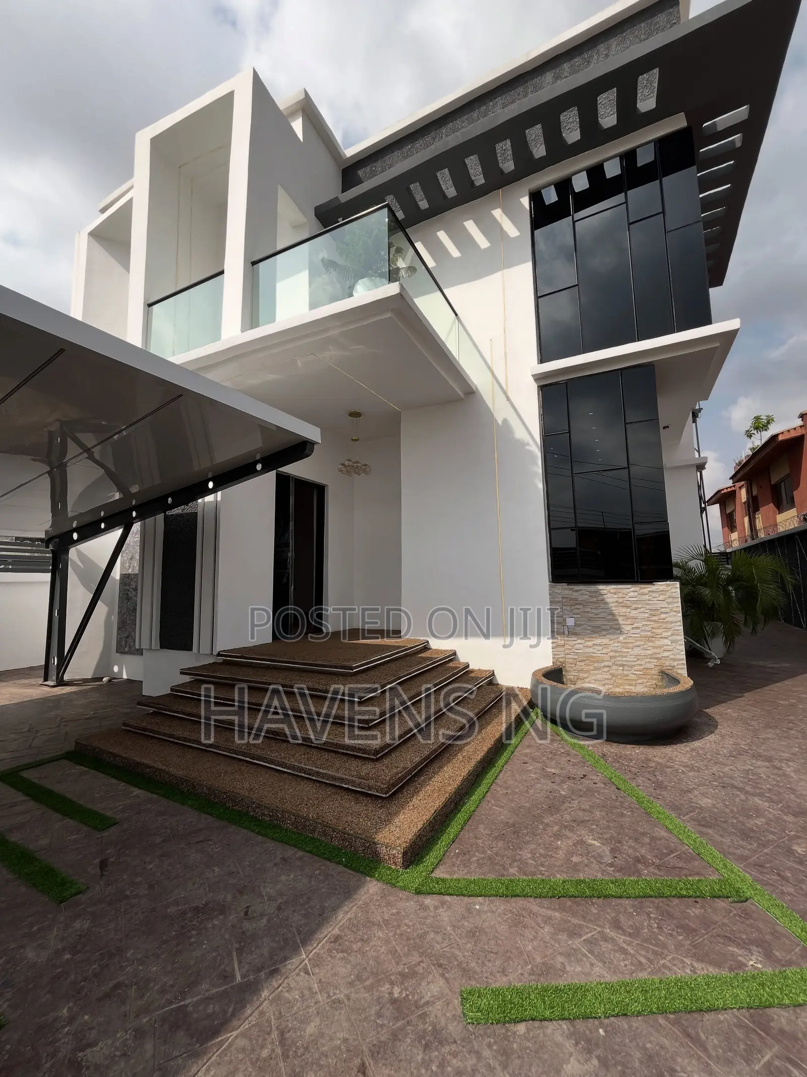 4bdrm Duplex in Oluyole for sale in Oluyole