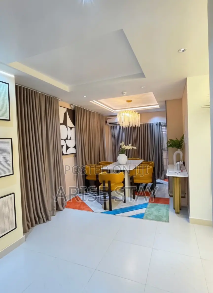 3-Bedroom Shortlet Smart Home in Ikeja in Airport Road / Ikeja