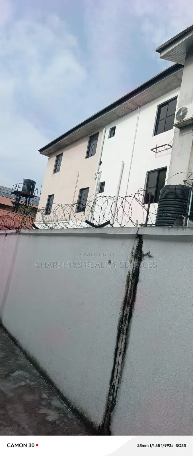 4bdrm Duplex in Lekki Phase 1 for sale in Lekki Phase 1