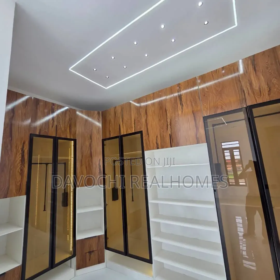 4bdrm Duplex in Sangotedo for sale in Sangotedo