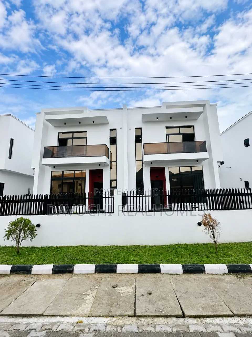 4bdrm Duplex in Sangotedo for sale in Sangotedo